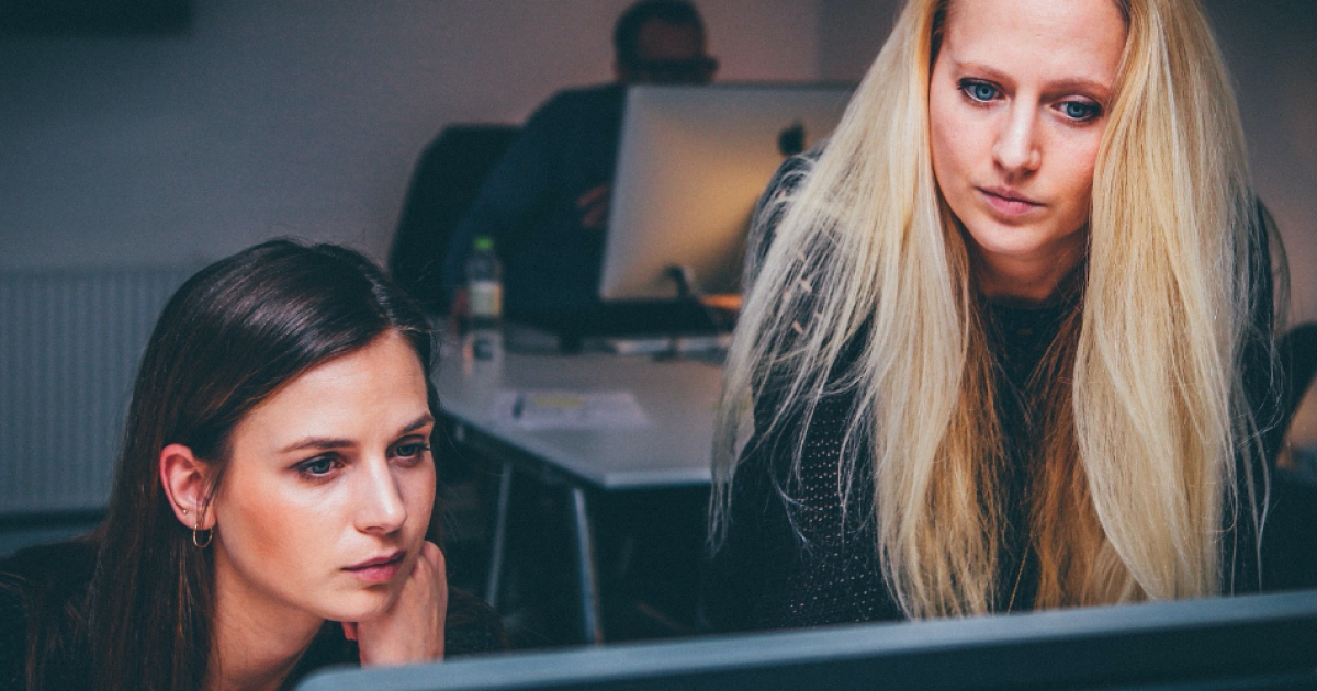 Video game producer job description with missions, studies, salary