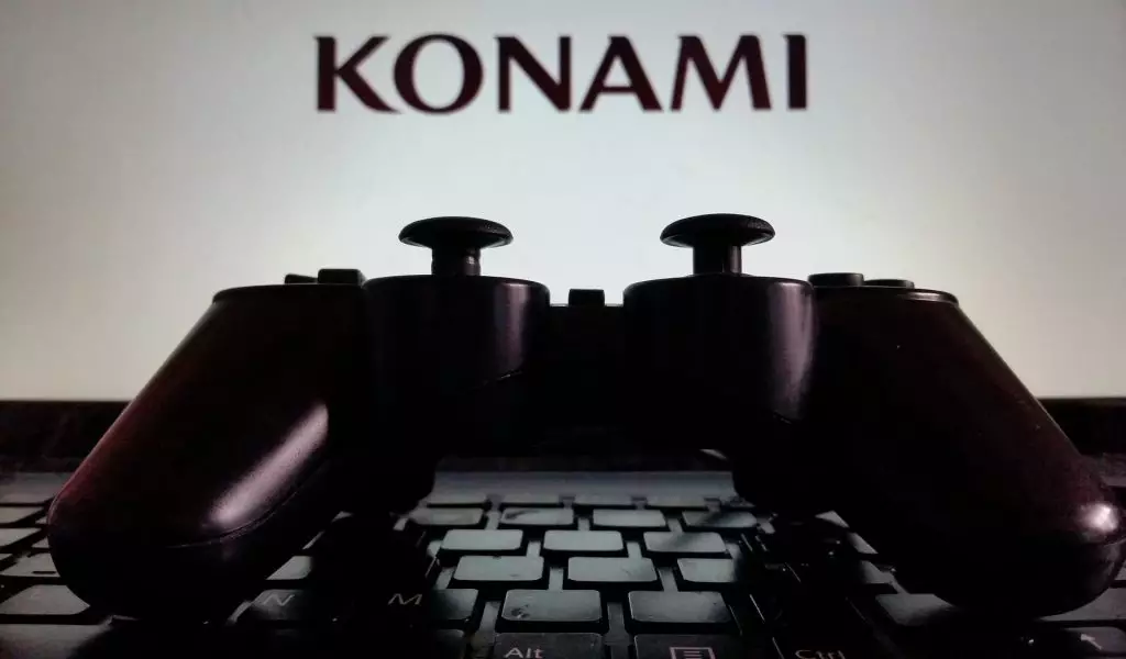 Logo Konami